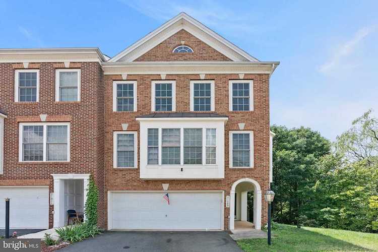 21809 Ladyslipper Square Ashburn, VA 20147 | MLS VALO2032286 Photo 1