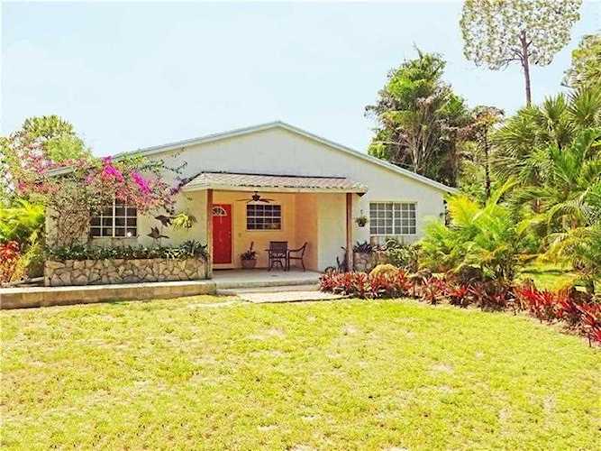15590 N 97th Rd N West Palm Beach, FL 33412