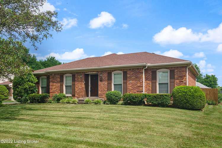 8019 Harrod Wood Ct Louisville, KY 40291