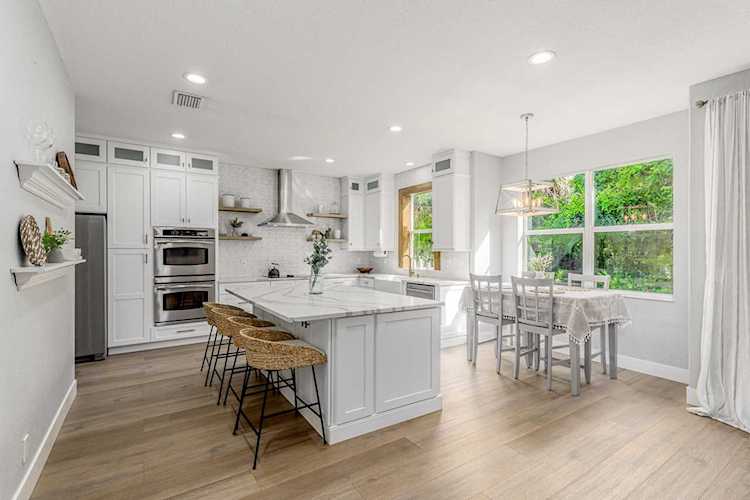 5729 SE Crooked Oak Avenue Hobe Sound, FL 33455