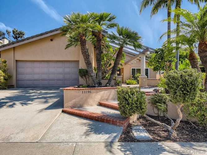 11196 Capilla Rd San Diego, CA 92127