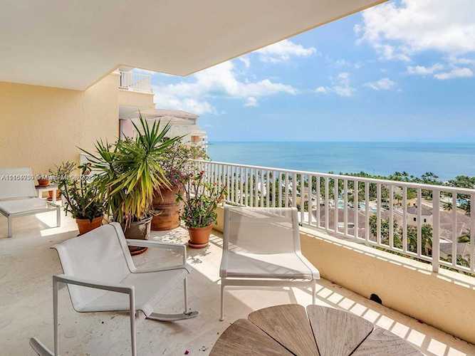 781 Crandon Blvd #1602 Key Biscayne, FL 33149