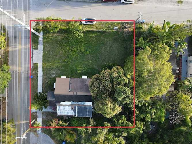 1100 N 24th Ave Hollywood, FL 33020