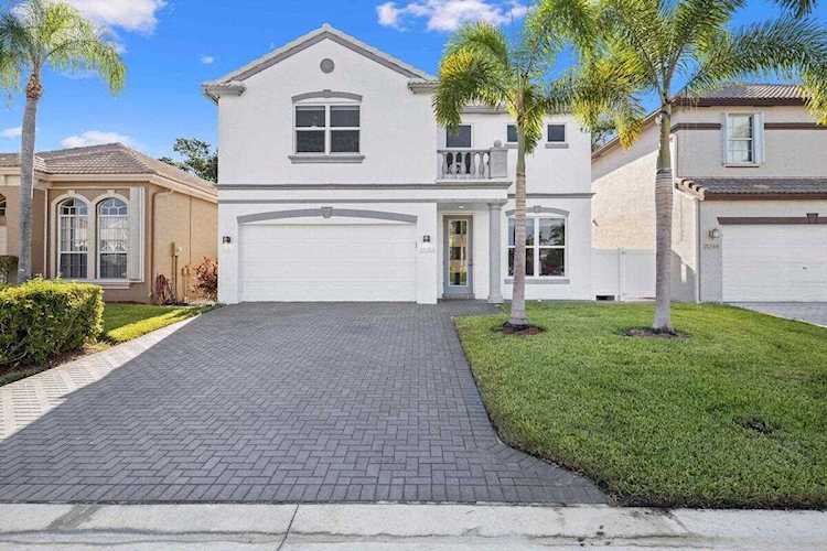 21238 Via Fiore Boca Raton, FL 33433