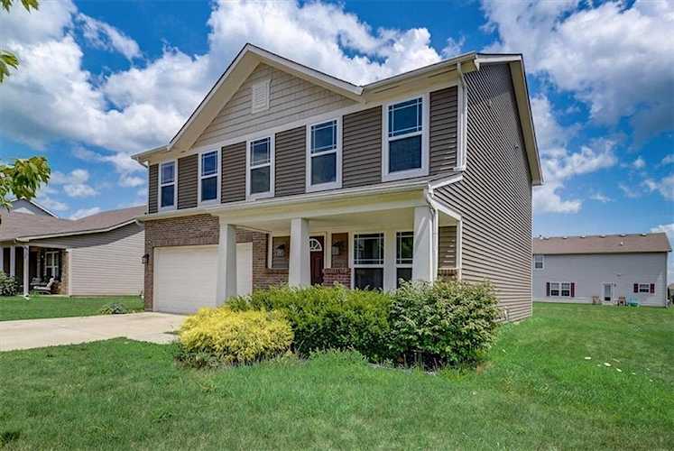 6159 N Woods Edge Dr Mccordsville, IN 46055
