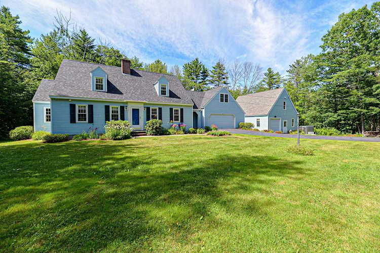 258 Loon Pond Rd Gilmanton, NH 03237