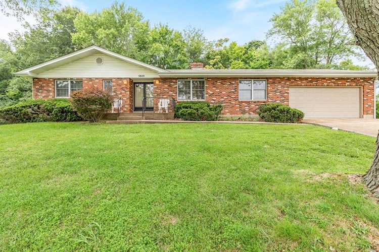 5809 Runnymede Place Imperial, MO 63052