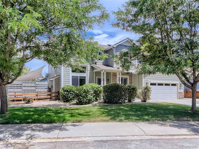 1610 Heirloom Way Longmont, CO 80504