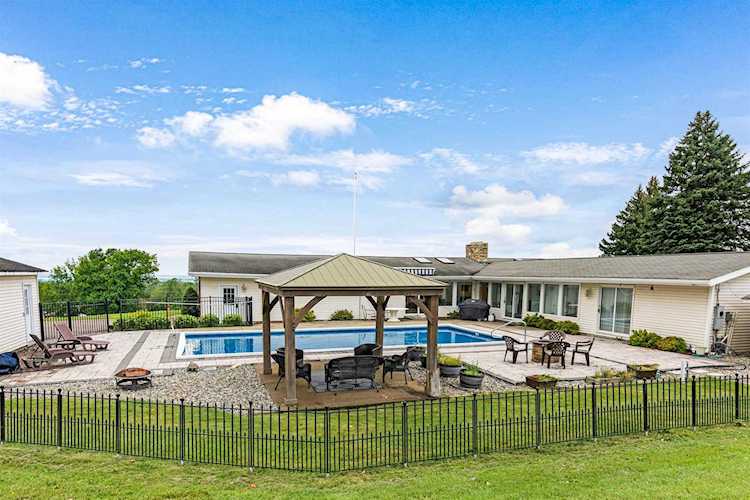 616 Sheldon Rd St. Albans Town, VT 05478
