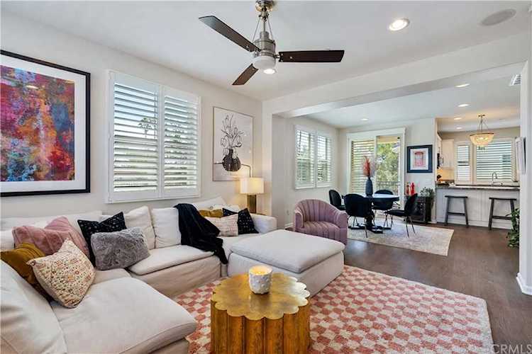 2162 Harmony Way Costa Mesa, CA 92627