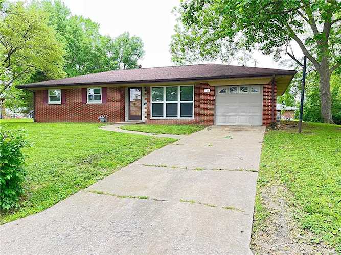 117 Sheffield Dr Belleville, IL 62223
