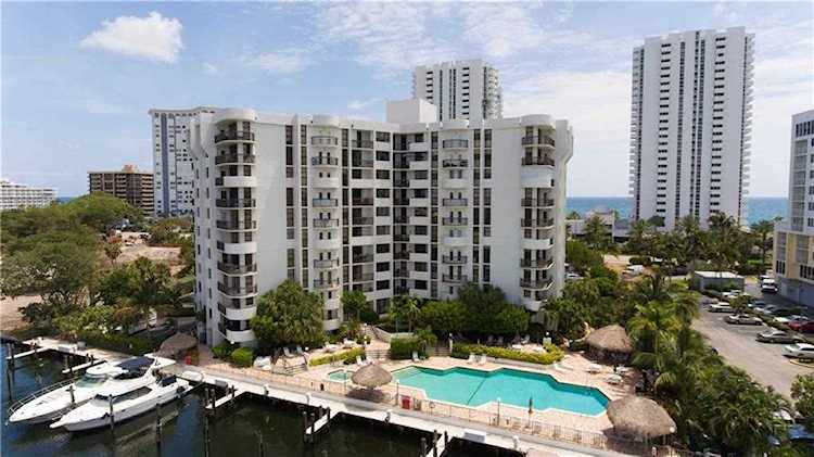 1361 S Ocean Blvd #901 Pompano Beach, FL 33062