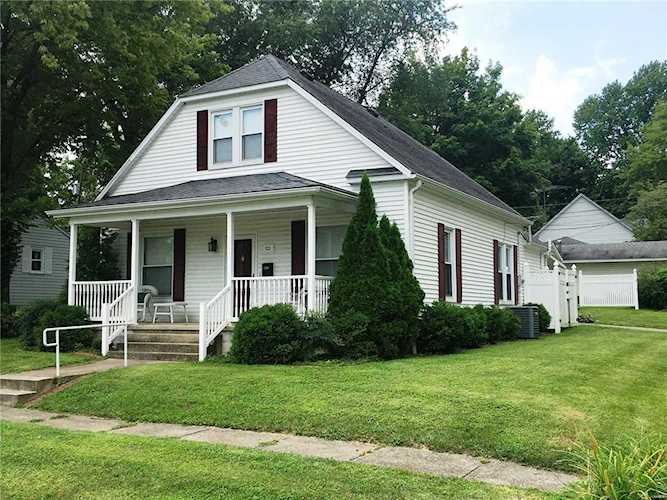 523 Eastern Ave Greenville, IL 62246