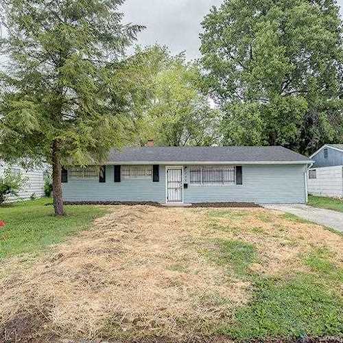 305 Melvin Dr Cahokia, IL 62206
