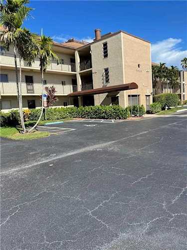 7920 NW 50th St #306 Lauderhill, FL 33351