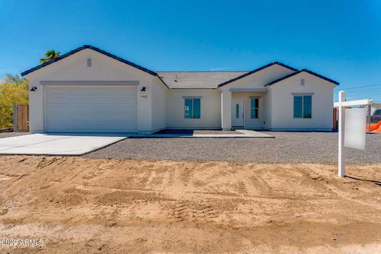 5469 E Santa Rita Drive San Tan Valley, AZ 85140