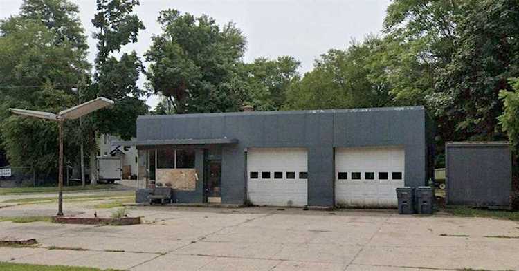 740 Pipestone St Benton Harbor, MI 49022
