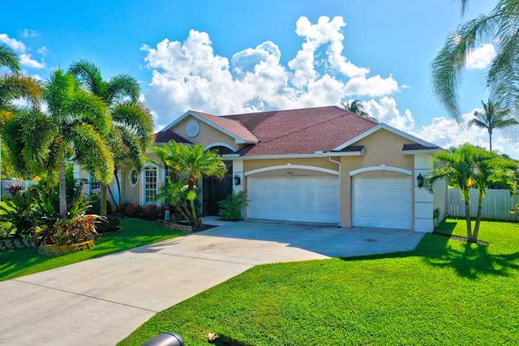 3532 SW Macon Road Port Saint Lucie, FL 34953