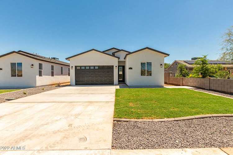 209 E Kinderman Drive Avondale, AZ 85323