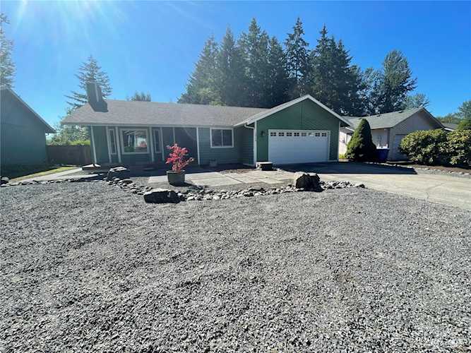 15724 118th Av Ct E Puyallup, WA 98374