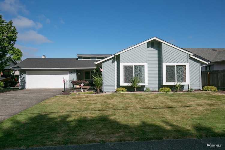 2349 42nd Ave Longview, WA 98632