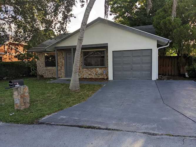 23435 E Country Club Drive Boca Raton, FL 33428