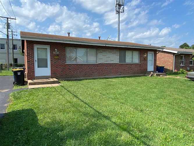 9414 Stansberry Ave St Louis, MO 63134