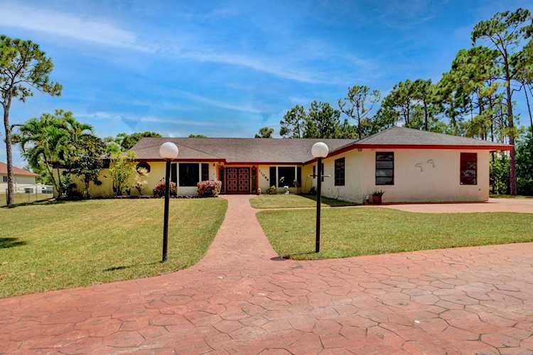 11096 N 46th Place West Palm Beach, FL 33411