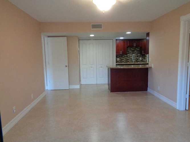 616 Executive Center Drive #107 West Palm Beach, FL 33401