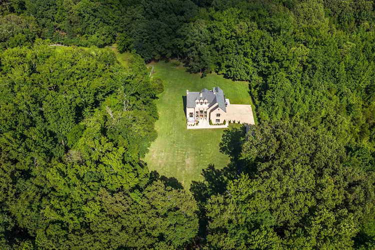 75 Grove Rd Eads, TN 38017