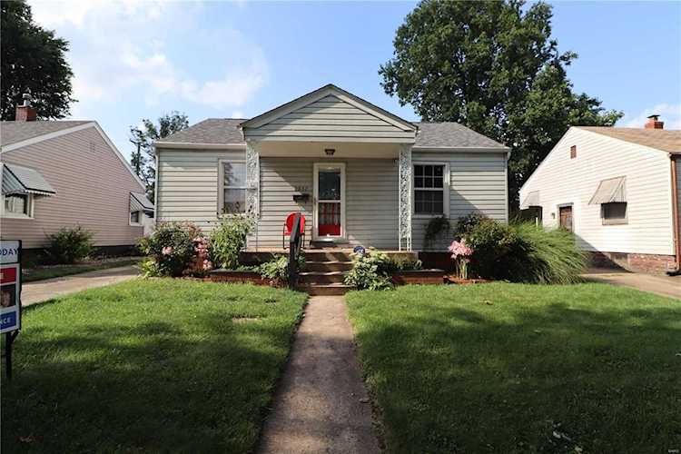 2637 E 27th St Granite City, IL 62040