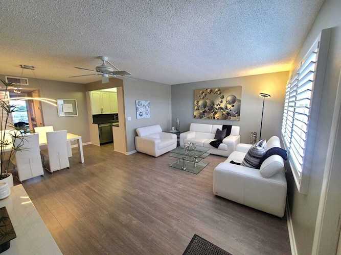 4094 Newport Drive #4094 S Deerfield Beach, FL 33442
