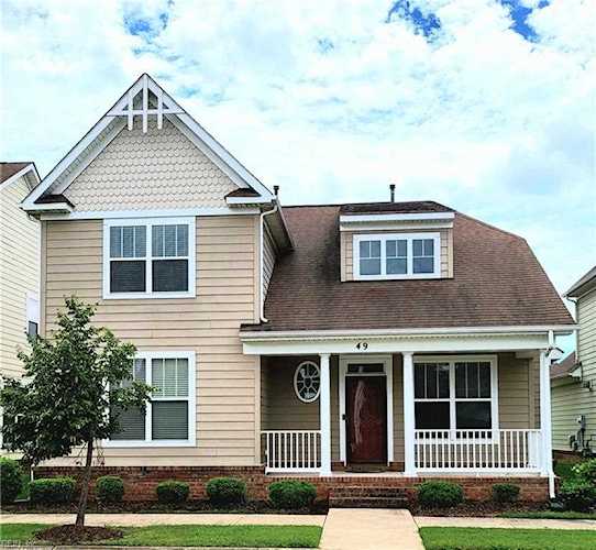 home for sale in Town Park Hampton VA 23669 - MLS 10451517 Photo 1
