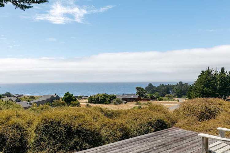 39023 Hedgegate Road The Sea Ranch, CA 95497