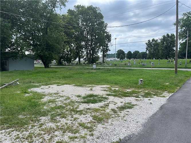 90 W Poston Rd Martinsville, IN 46151