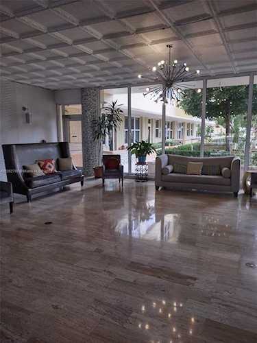 4747 Collins Ave #107 Miami Beach, FL 33140