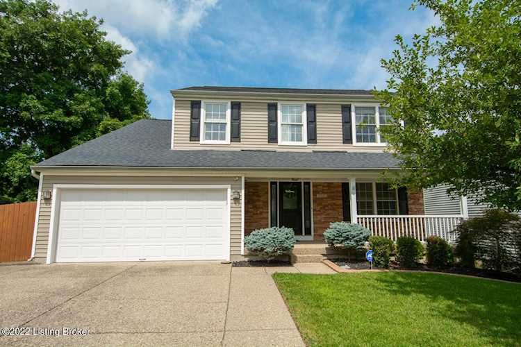 9410 Wood Hollow Rd Louisville, KY 40229