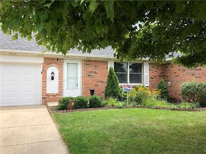 1289 Holiday Ln Brownsburg, IN 46112 | MLS 21871006 Photo 1