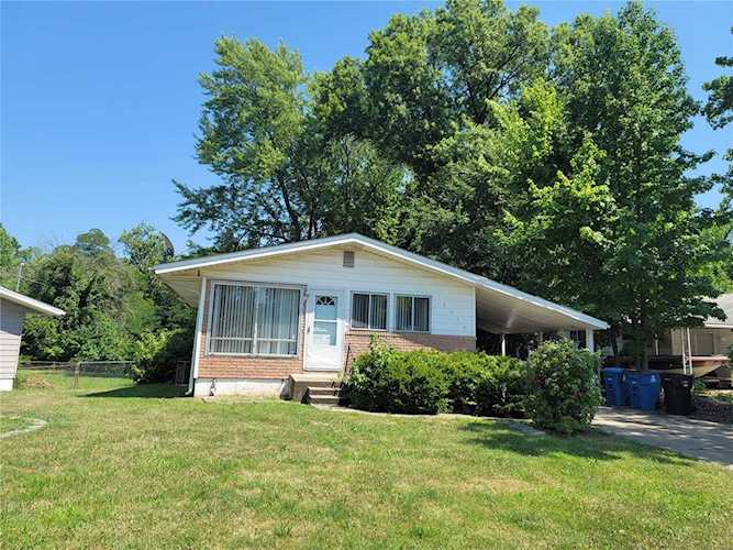 10530 Lilac Ave Unincorporated, MO 63137 | MLS 22051714 Photo 1