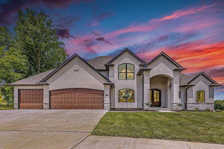 2813 Clapton CT Columbia, MO 65203