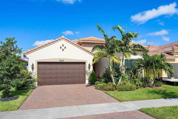 9137 E Leon Circle Parkland, FL 33076