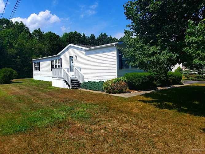 6 Windsor Dr Alfred, ME 04002