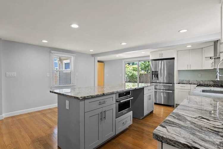 8 Lynn Street Court Peabody, MA 01960 | MLS 73022400 Photo 1