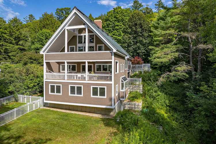 28 1/2 Rip Rd Hanover, NH 03755