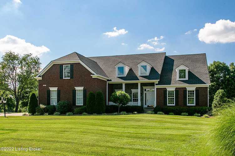 947 Willow Creek Ln Louisville, KY 40245