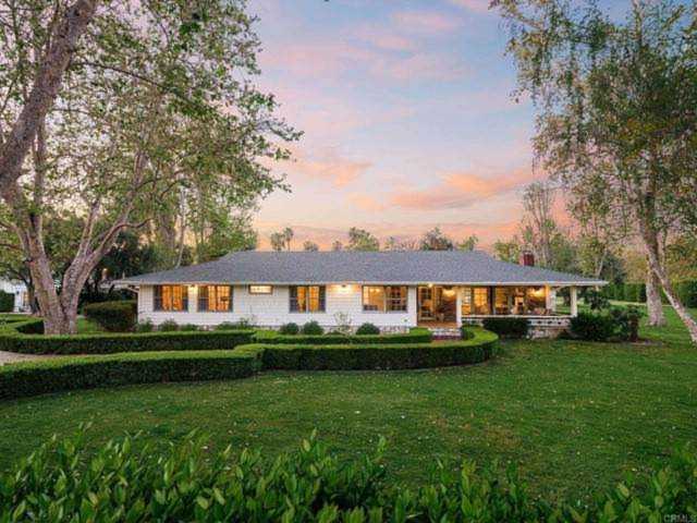 15528 Via De Santa Fe Rancho Santa Fe, CA 92067