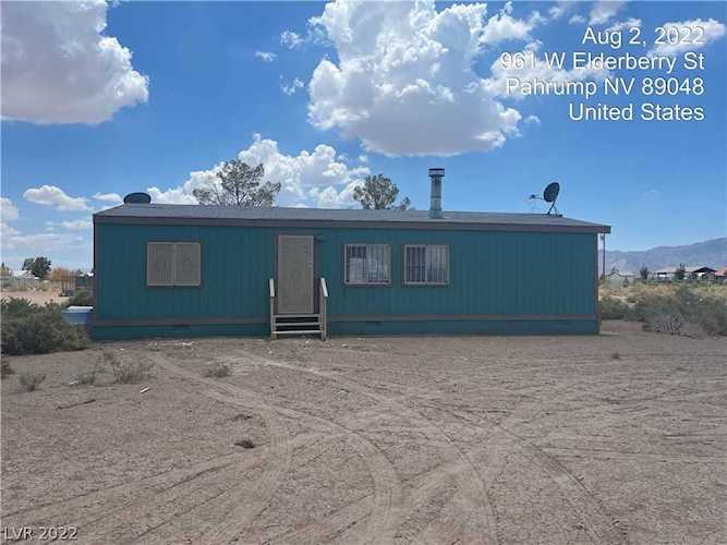 961 W Elderberry St Pahrump, NV 89048