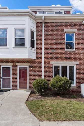 166 Quincy Shore Dr #111 Quincy, MA 02171 | MLS 72959438 Photo 1