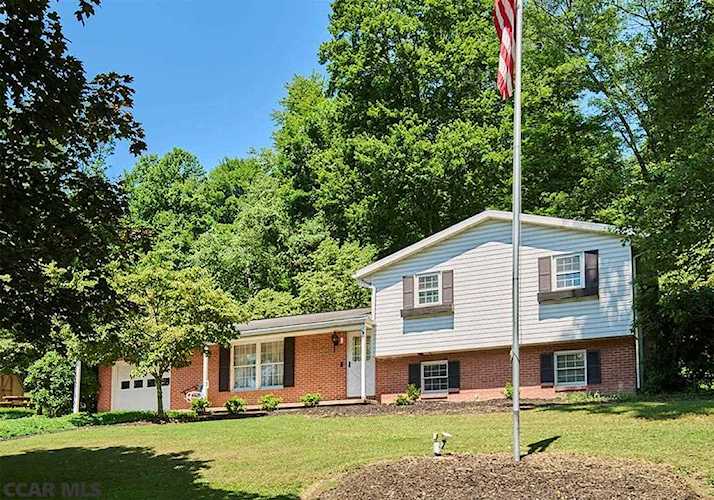 4684 Cold Springs Road Huntingdon, PA 16652