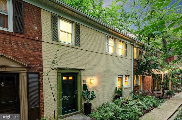 8510 Geren Rd #19-6 Silver Spring, MD 20901 | MLS MDMC2062790 Photo 1